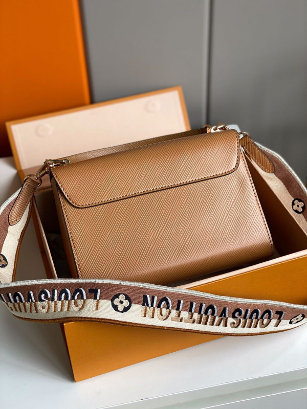 l**is V*t*n twist mm