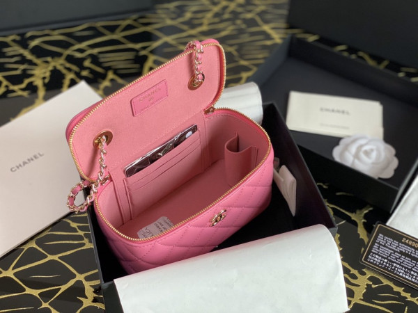 CL SMALL VANITY WITH CLASSIC CHAIN