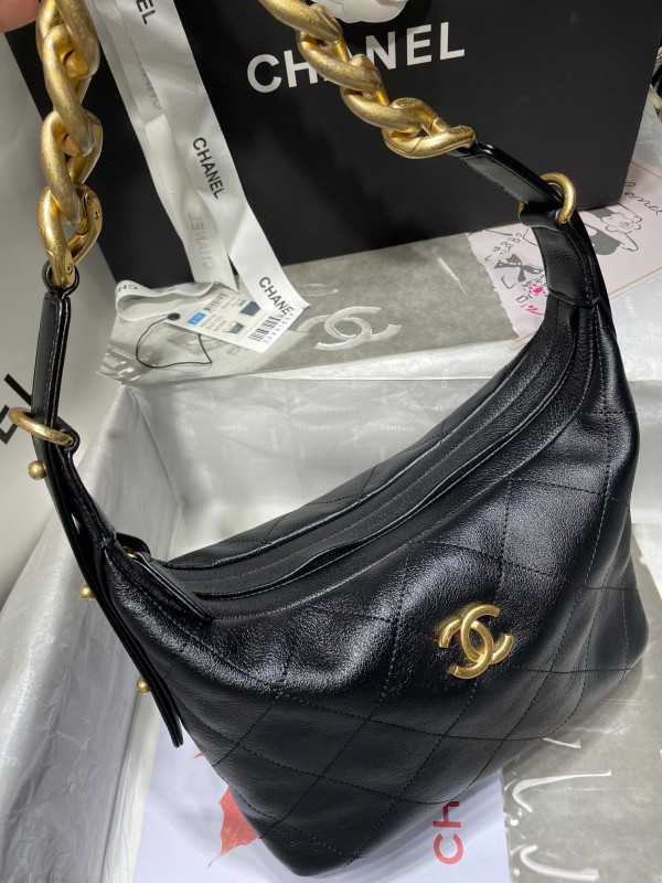 CL HOBO HANDBAG