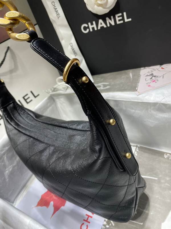 CL HOBO HANDBAG