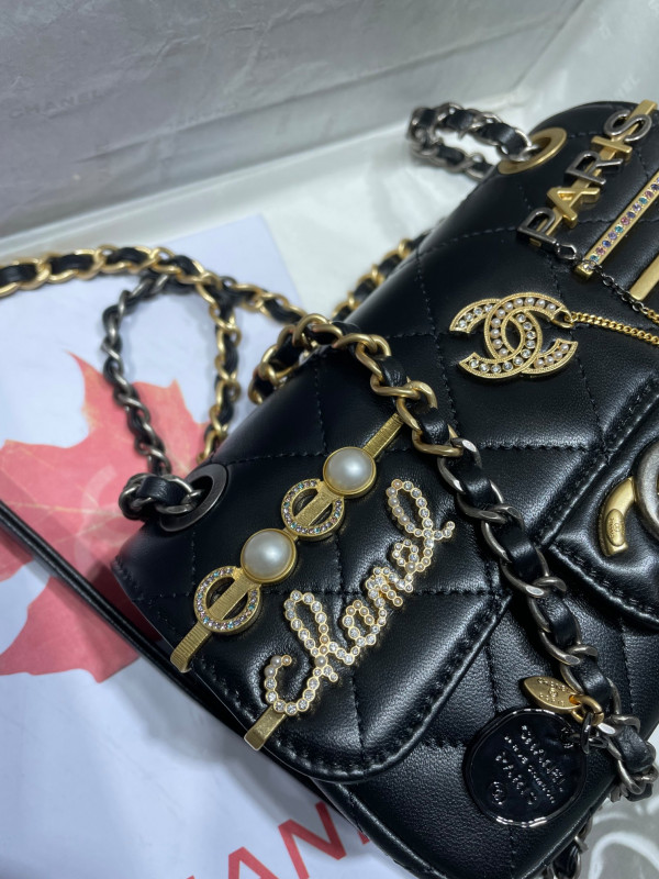 CL MINI FLAP BAG