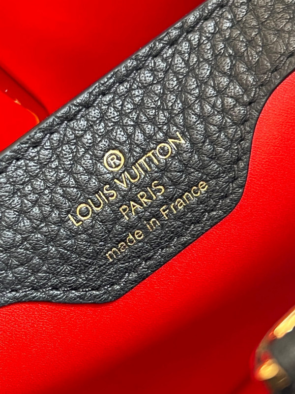 l**is V*t*n capucines bb