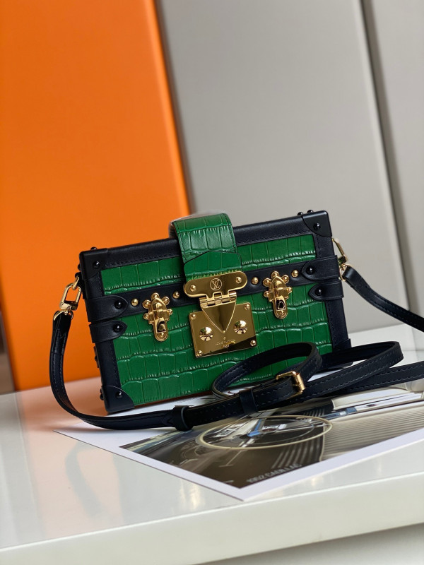 l**is V*t*n petite malle