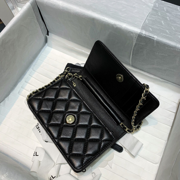 CL MINI WALLET ON CHAIN