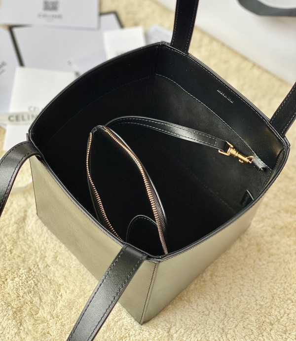 Ce**e cube bag cuir triomphe