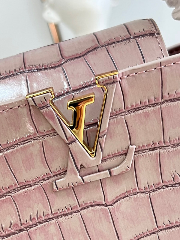 l**is V*t*n capucines mini