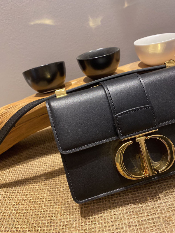 D*or 30 montaigne bag