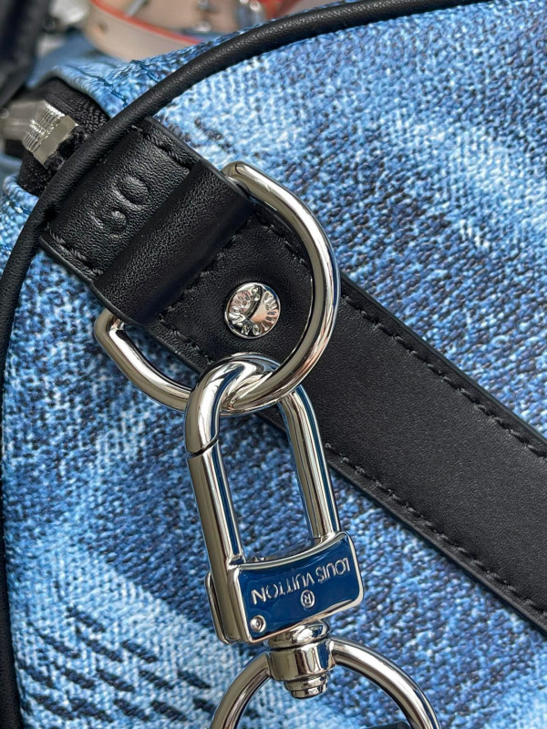 l**is V*t*n keepall bandouliÈre 50