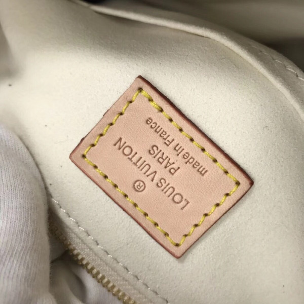 l**is V*t*n damier azur artsy bag mm