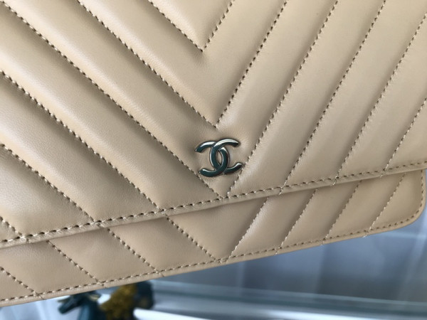 CL Flap Bag Lambskin With Gold / Silver Hardware