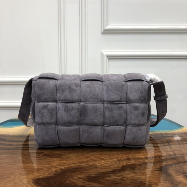 Bo*te*ga ve*ne*ta cassette