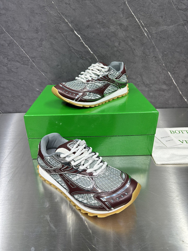 Bo*te*ga ve*ne*ta sneakers