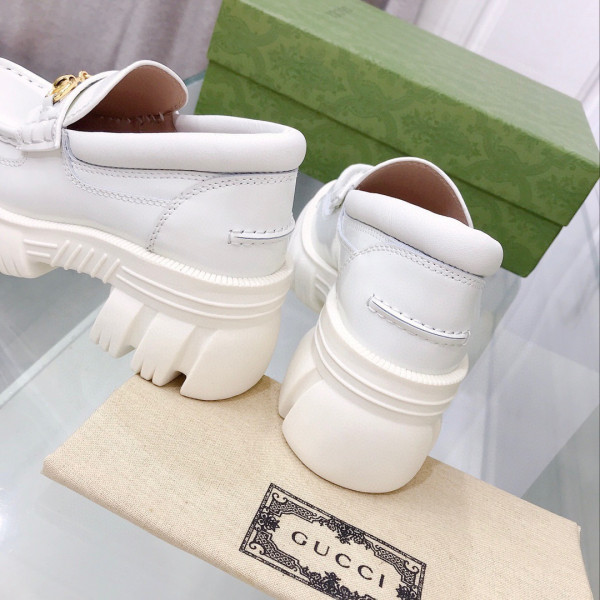 G*u*i loafer with horsebit