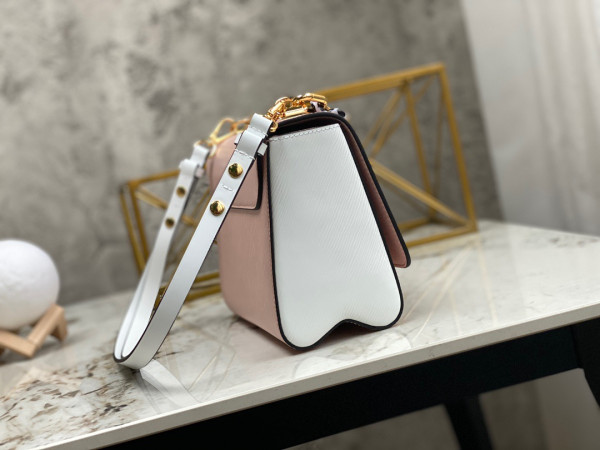 l**is V*t*n twist mm