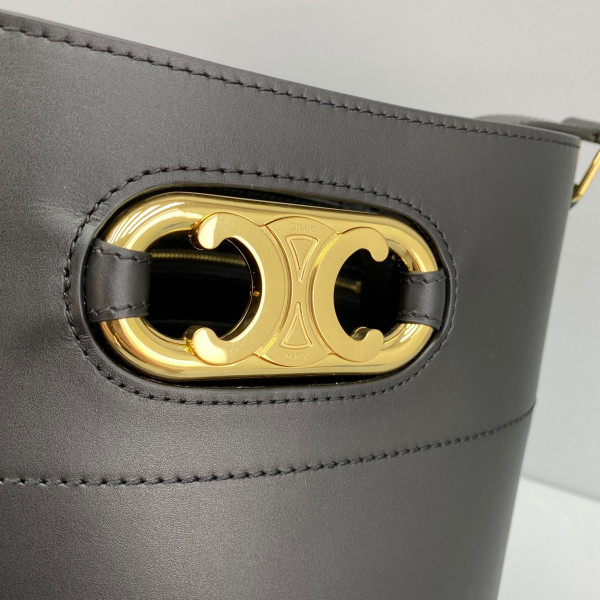 Ce**e bucket maillon