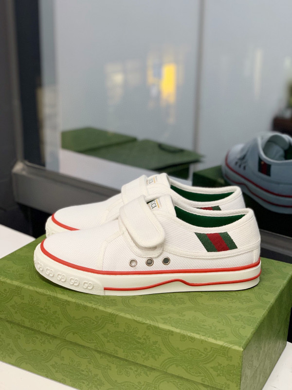 G*u*i tennis 1977 sneaker