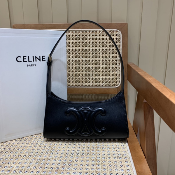 Ce**e shoulder bag cuir triomphe