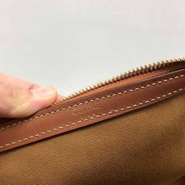 Ce**e large voyage bag in triomphe canvas