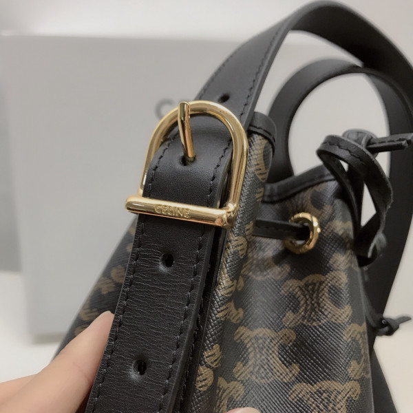 Ce**e small drawstring bag in triomphe canvas