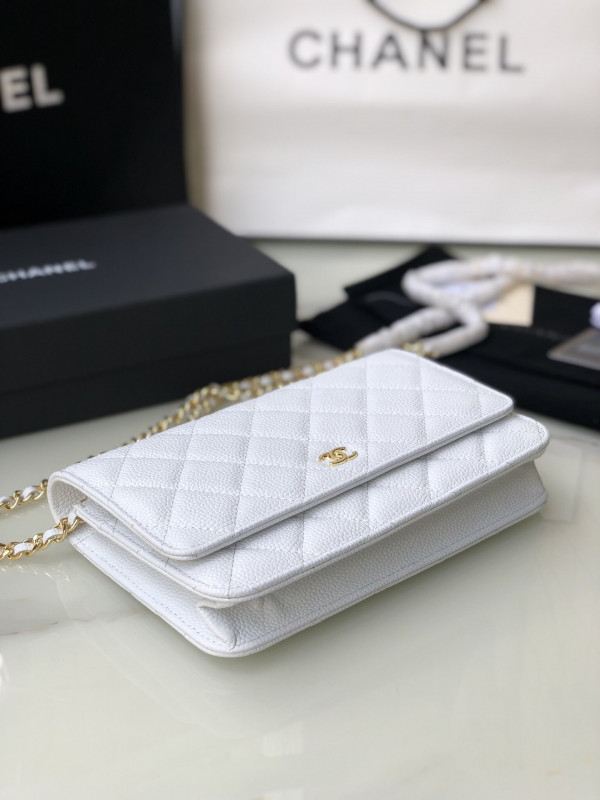 CL CHAIN WALLET CAVIAR