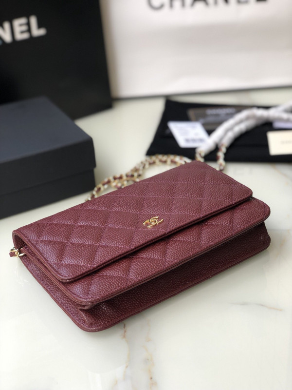 CL CHAIN WALLET CAVIAR