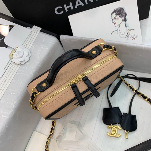 CL VANITY CASE