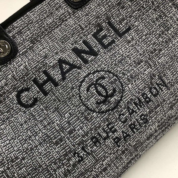 CL TOTE BAG