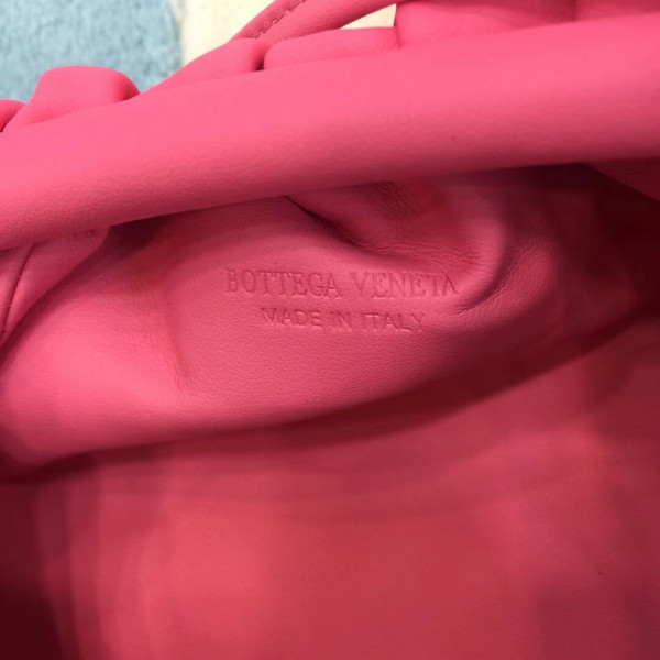 Bo*te*ga ve*ne*ta mini pouch