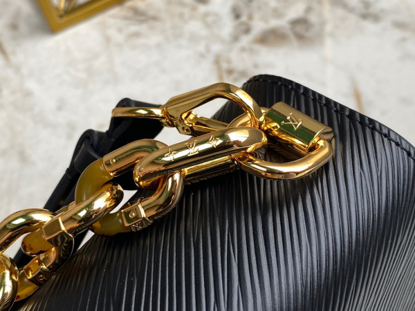 l**is V*t*n twist pm