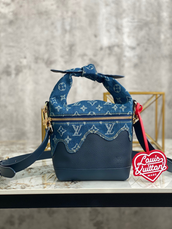 l**is V*t*n japanese cruiser