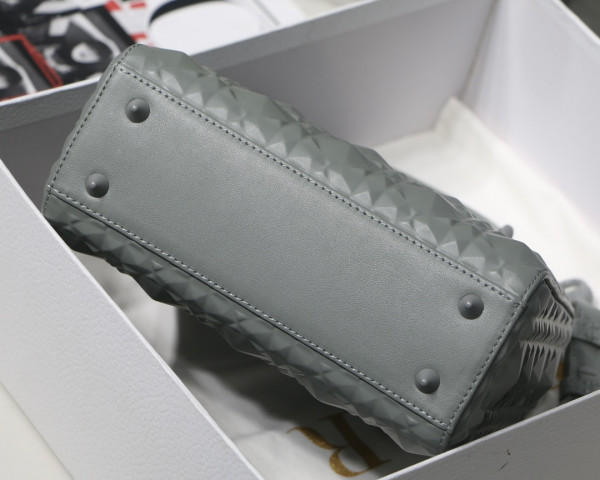 lady D*or small-20-16.5-8cm