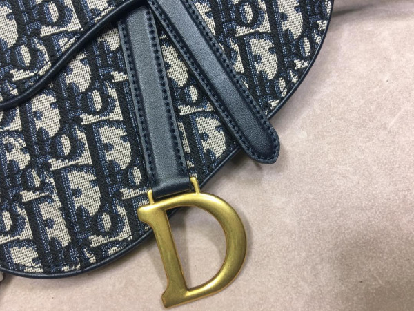 D*or saddle bag