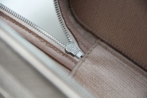 D*or vanity case-24-17-13.5cm