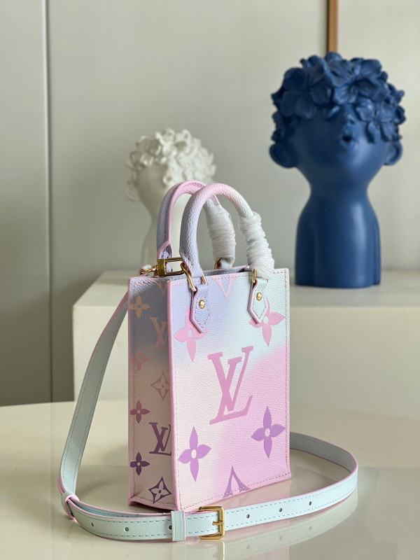 l**is V*t*n petit sac plat