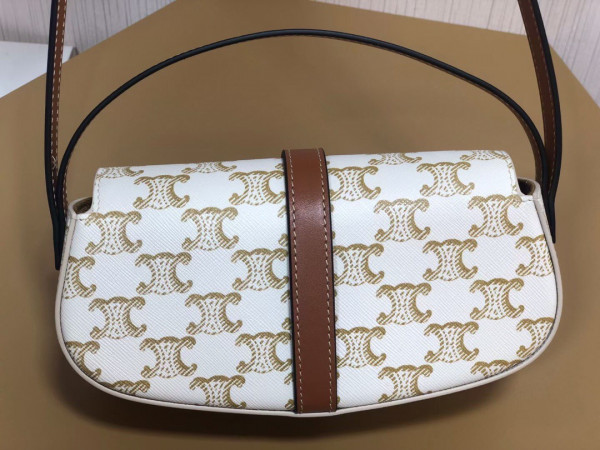 Ce**e clutch on strap