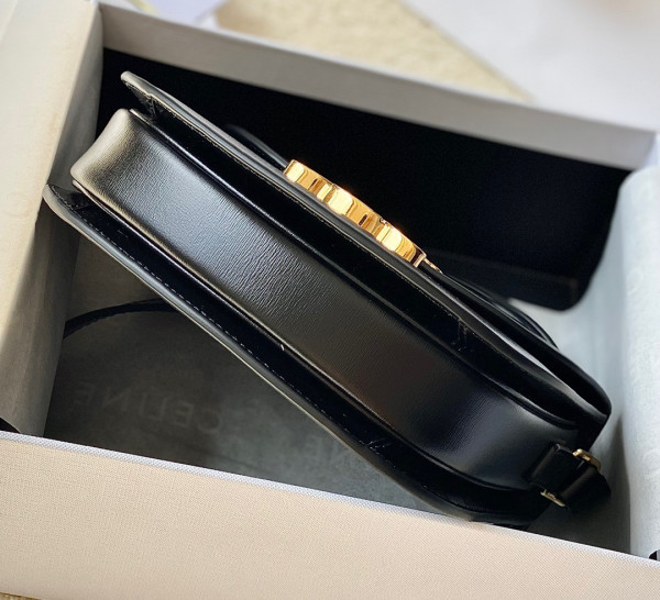 Ce**e teen besace triomphe