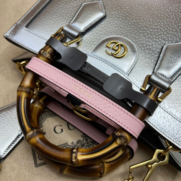 G*u*i diana small tote bag