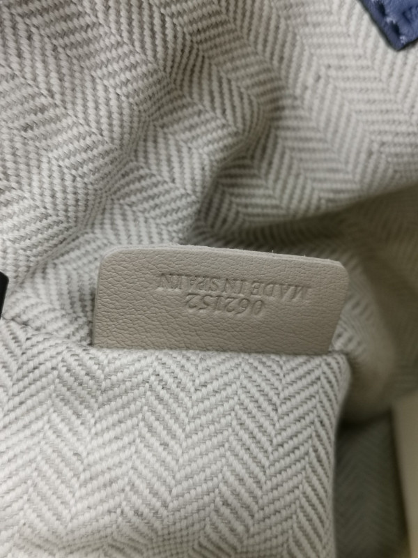 LOEWE MINI PUZZLE BAG