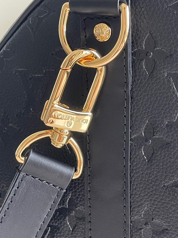 l**is V*t*n keepall bandouliÈre 45