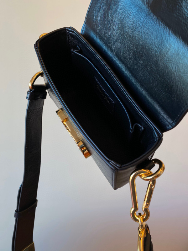 D*or 30 montaigne box bag