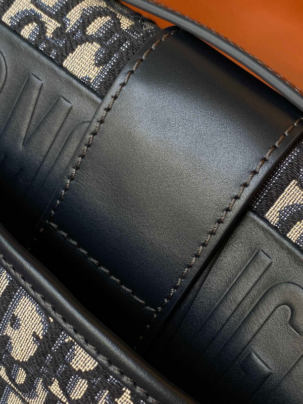 D*or oblique montaigne