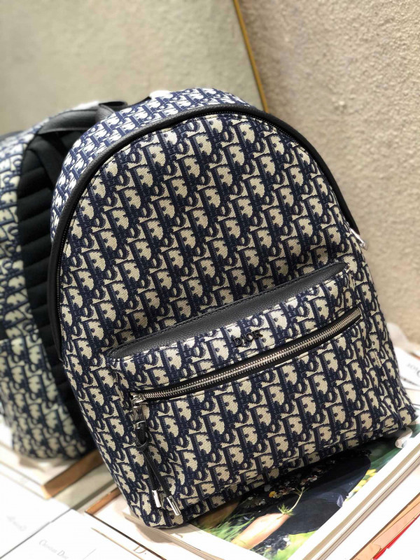 D*or oblique backpack