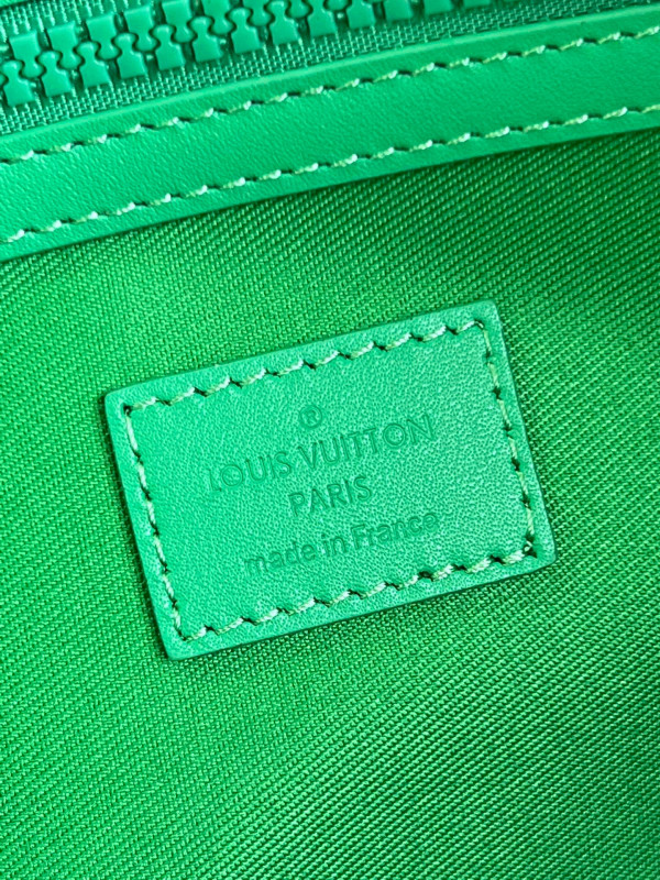 l**is V*t*n keepall bandouliÈre 50