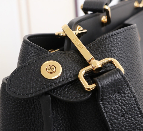 F**di peekaboo tote-38-16-33cm