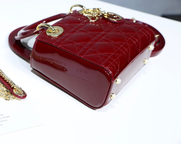 lady D*or mini with cow patent leather