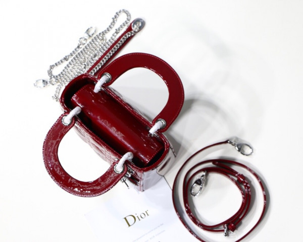 lady D*or mini with cow patent leather