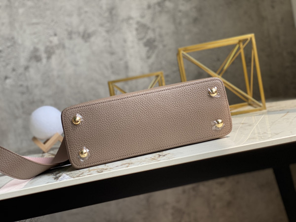 l**is V*t*n capucines mm