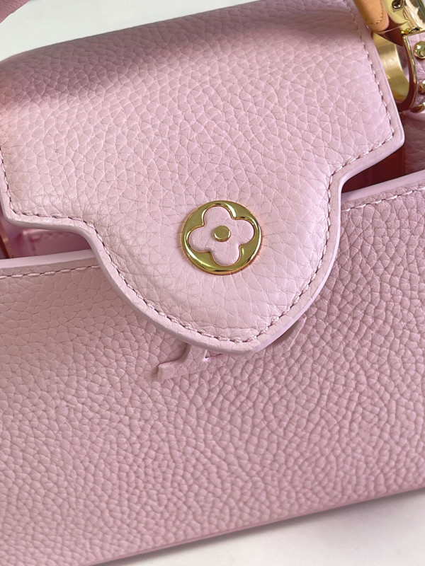 l**is V*t*n capucines mini