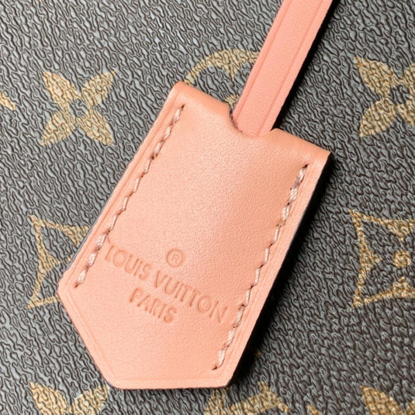 l**is V*t*n montaigne mm