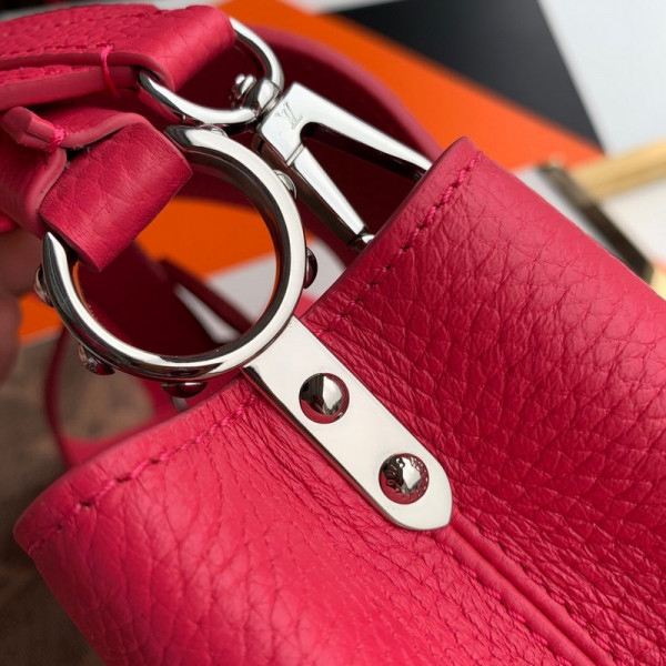 l**is V*t*n capucines mini